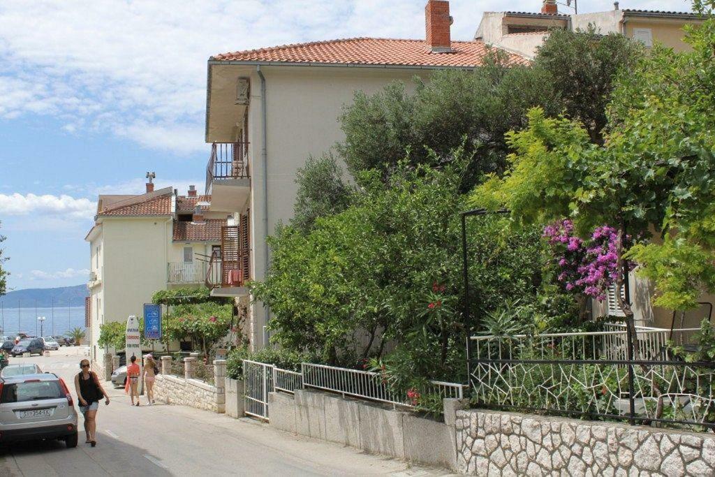 Apartment Kate Подгора Экстерьер фото